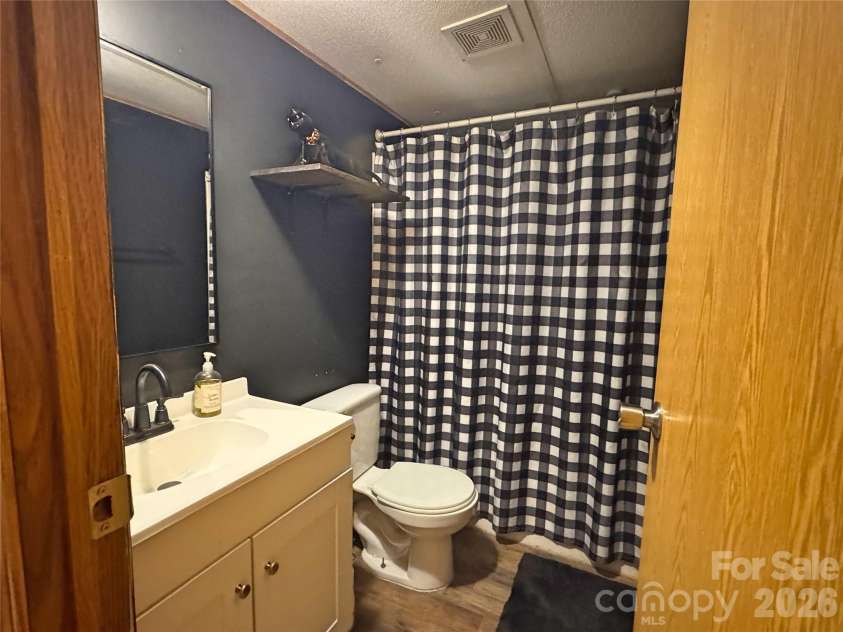 173 Croom Hollow Drive, Nebo, NC 28761.  MLS# CAR4399515, YatesRealty ID 34735. 