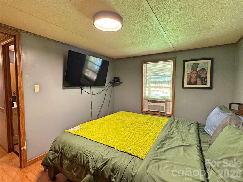 173 Croom Hollow Drive, Nebo, NC 28761.  MLS# CAR4399515, YatesRealty ID 34735. 