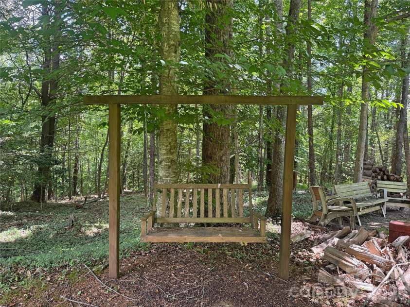 173 Croom Hollow Drive, Nebo, NC 28761.  MLS# CAR4399515, YatesRealty ID 34735. 