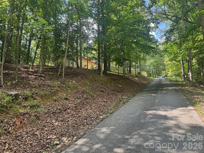 173 Croom Hollow Drive, Nebo, NC 28761.  MLS# CAR4399515, YatesRealty ID 34735. 
