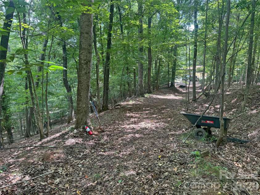 173 Croom Hollow Drive, Nebo, NC 28761.  MLS# CAR4399515, YatesRealty ID 34735. 