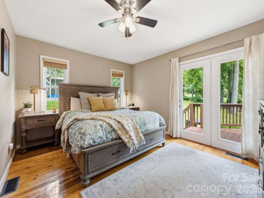 248 Brannon Forest Drive, Waynesville, NC 28785.  MLS# CAR4389917, YatesRealty ID 34736. 