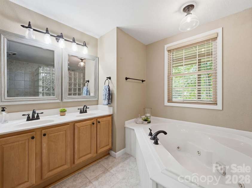 248 Brannon Forest Drive, Waynesville, NC 28785.  MLS# CAR4389917, YatesRealty ID 34736. 