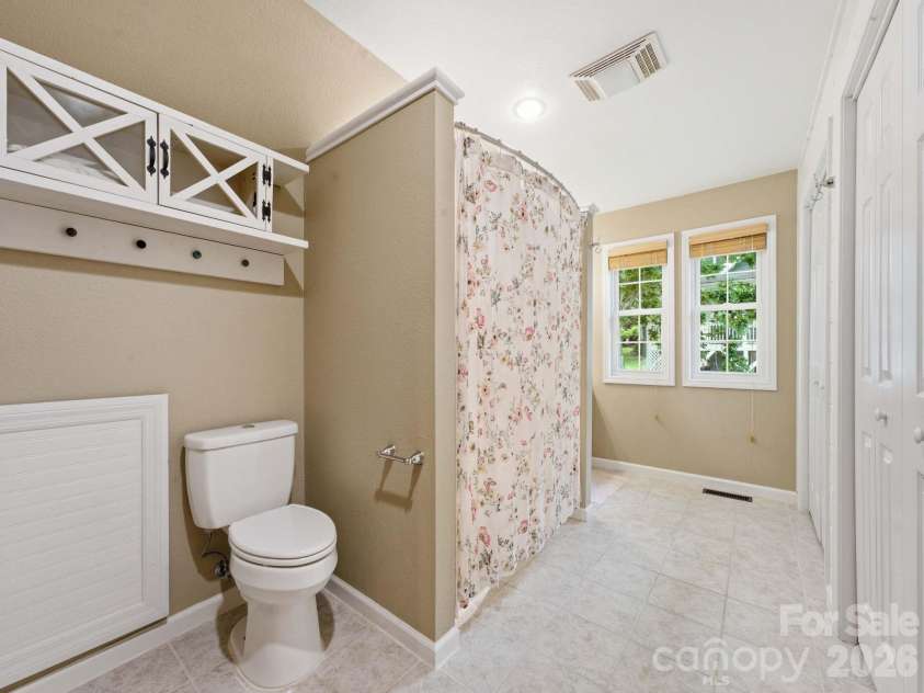 248 Brannon Forest Drive, Waynesville, NC 28785.  MLS# CAR4389917, YatesRealty ID 34736. 