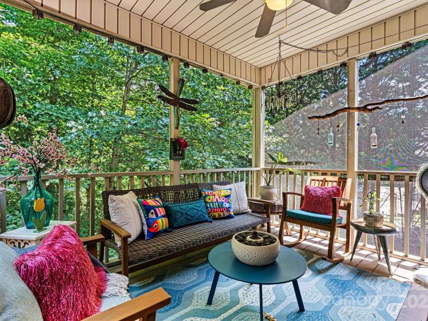 6212 Hayden Drive, Hickory, NC 28601.  MLS# CAR4283488, YatesRealty ID 34736. Private Screened Porch View 