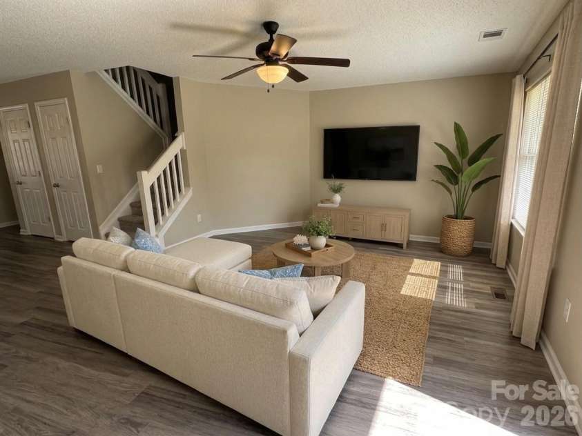 3103 Summercroft Lane, Charlotte, NC 28269.  MLS# CAR4399477, YatesRealty ID 34737. 