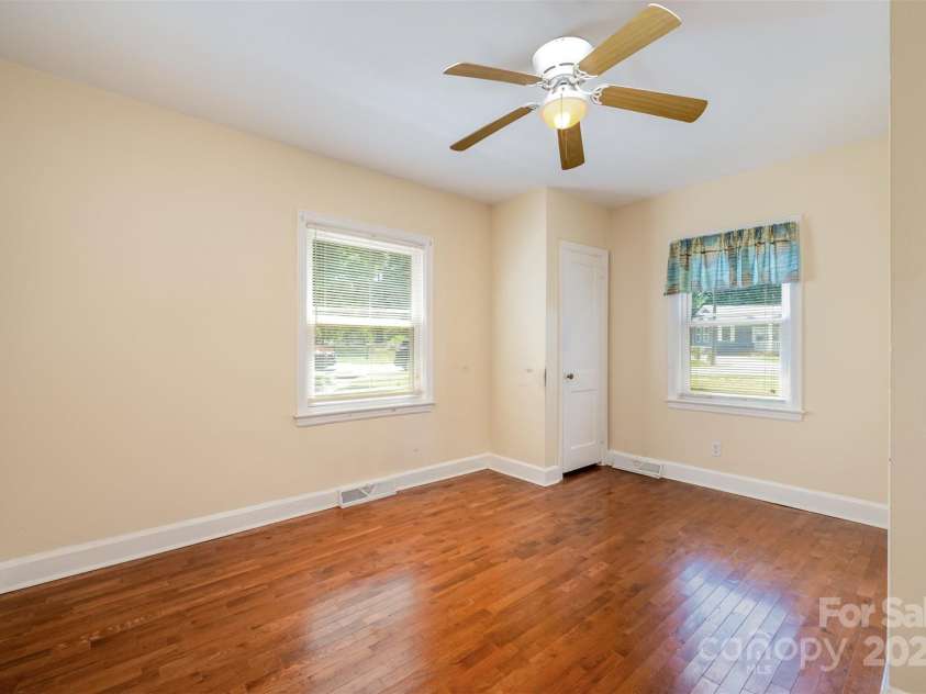 3154 Dublin Road, Charlotte, NC 28208.  MLS# CAR4288697, YatesRealty ID 34737. Bedroom 1