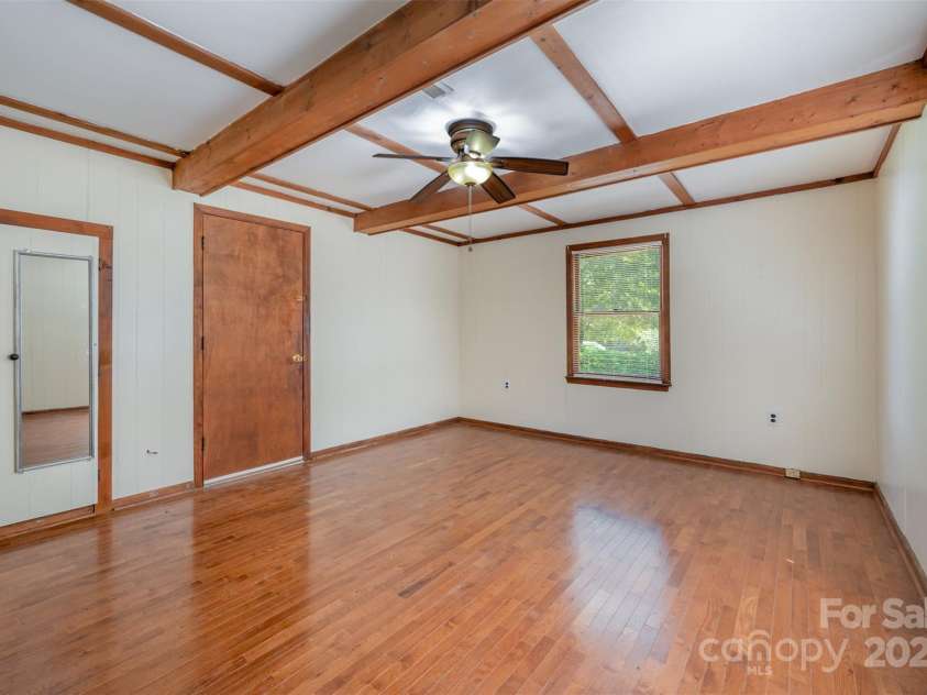 3154 Dublin Road, Charlotte, NC 28208.  MLS# CAR4288697, YatesRealty ID 34737. Bonus Room