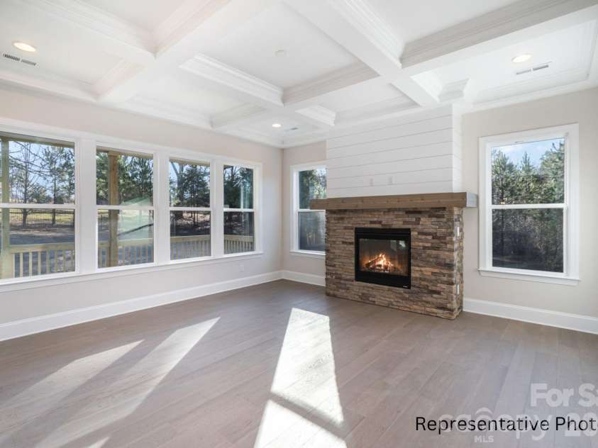 484 Edmunds Lane, Clover, SC 29710.  MLS# CAR4399200, YatesRealty ID 34738. 