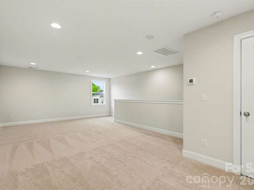 484 Edmunds Lane, Clover, SC 29710.  MLS# CAR4399200, YatesRealty ID 34738. 