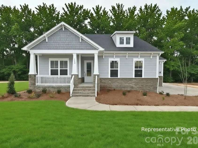 484 Edmunds Lane, Clover, SC 29710.  MLS# CAR4399200, YatesRealty ID 34738. 