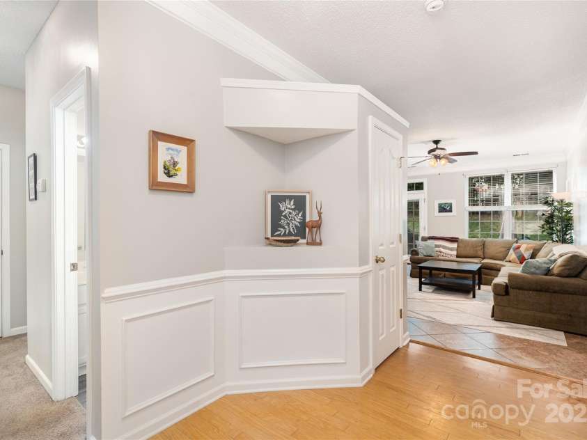 6812 Alydar Court, Charlotte, NC 28216.  MLS# CAR4287426, YatesRealty ID 34738. 