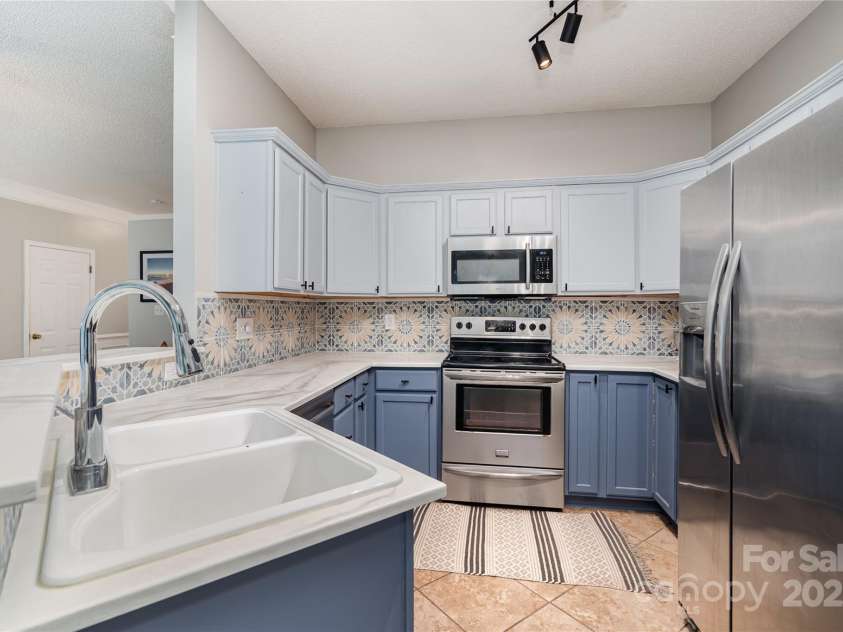 6812 Alydar Court, Charlotte, NC 28216.  MLS# CAR4287426, YatesRealty ID 34738. 