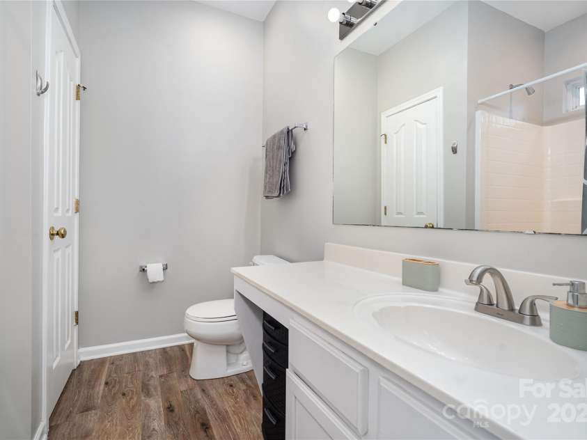 6812 Alydar Court, Charlotte, NC 28216.  MLS# CAR4287426, YatesRealty ID 34738. 