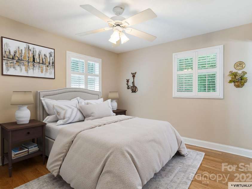 102 Boyd Drive, Flat Rock, NC 28731.  MLS# CAR4280790, YatesRealty ID 3474. 