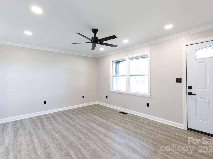 1554 Lynwood Drive, Lancaster, SC 29720.  MLS# CAR4197311, YatesRealty ID 3474. 