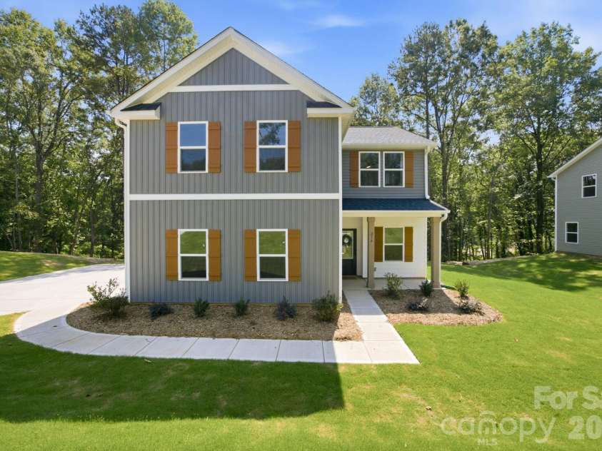 314 North Street, Dallas, NC 28034.  MLS# CAR4397910, YatesRealty ID 34740. 