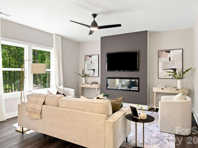 314 North Street, Dallas, NC 28034.  MLS# CAR4397910, YatesRealty ID 34740. 