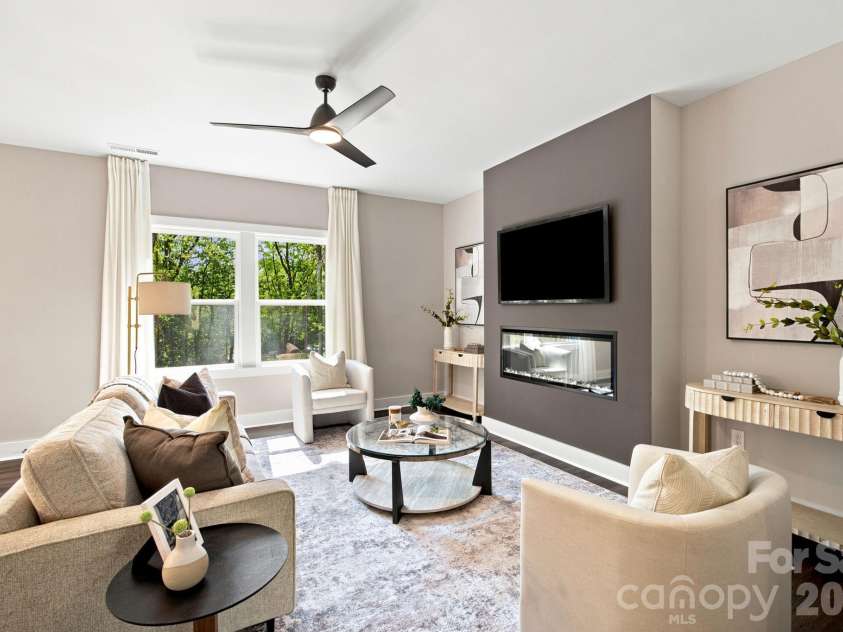 314 North Street, Dallas, NC 28034.  MLS# CAR4397910, YatesRealty ID 34740. 