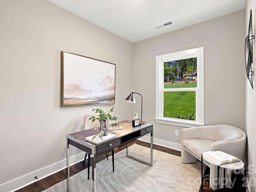 314 North Street, Dallas, NC 28034.  MLS# CAR4397910, YatesRealty ID 34740. 