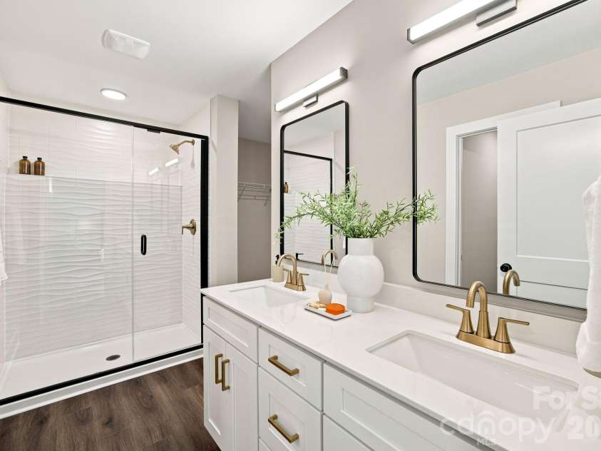 314 North Street, Dallas, NC 28034.  MLS# CAR4397910, YatesRealty ID 34740. 