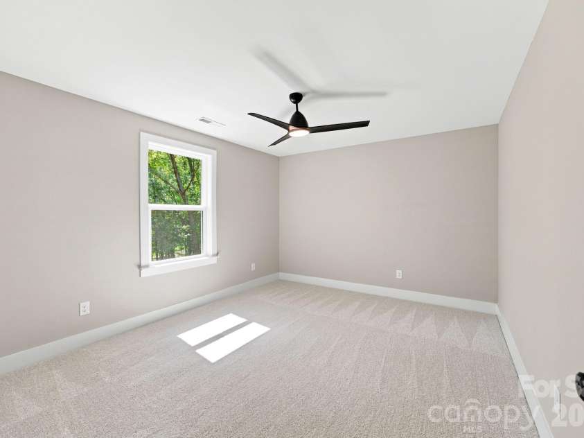 314 North Street, Dallas, NC 28034.  MLS# CAR4397910, YatesRealty ID 34740. 