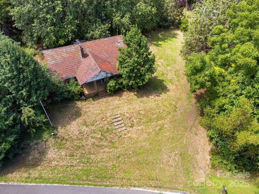 211 Luckadoo Road, Bostic, NC 28018.  MLS# CAR4284454, YatesRealty ID 34741. 