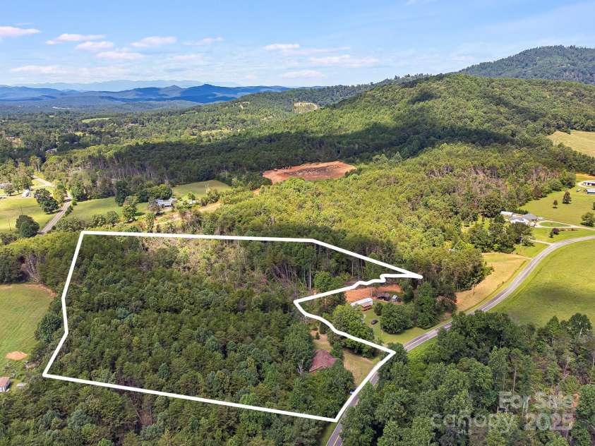 211 Luckadoo Road, Bostic, NC 28018.  MLS# CAR4318680, YatesRealty ID 34741. 