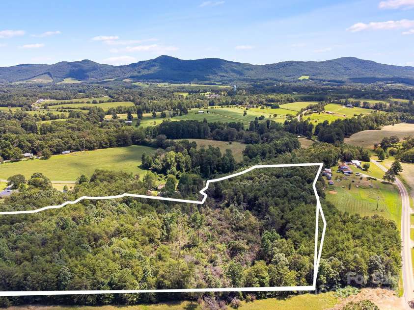 211 Luckadoo Road, Bostic, NC 28018.  MLS# CAR4318680, YatesRealty ID 34741. 