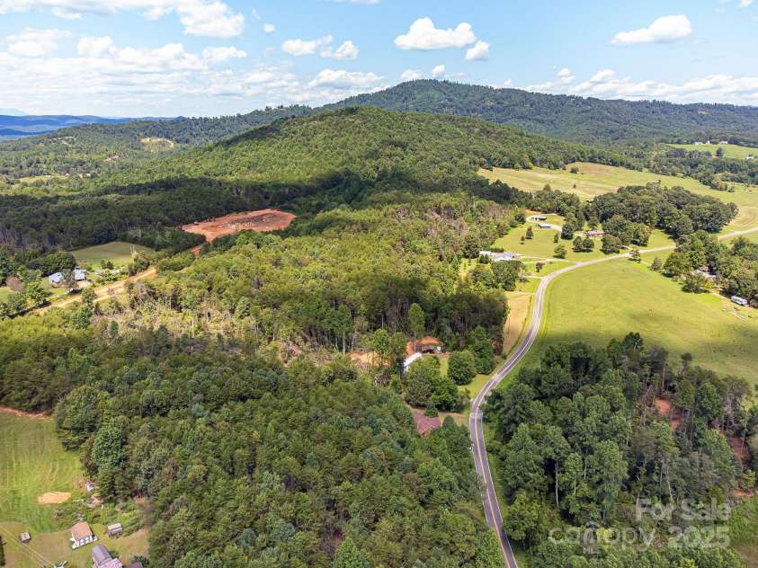 211 Luckadoo Road, Bostic, NC 28018.  MLS# CAR4318680, YatesRealty ID 34741. 