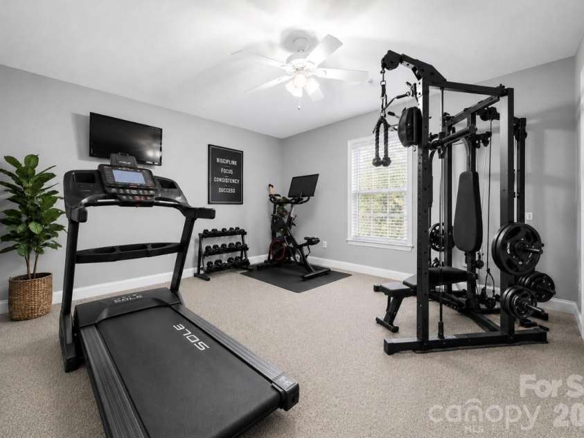 1710 30th Avenue Drive, Hickory, NC 28601.  MLS# CAR4394901, YatesRealty ID 34742. 