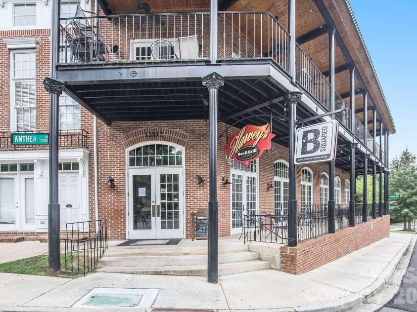 11830 Warfield Avenue, Huntersville, NC 28078.  MLS# CAR4396895, YatesRealty ID 34745. Harvery's
