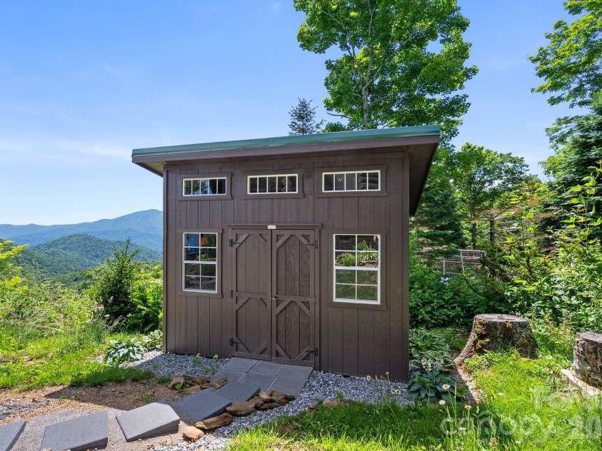 300 Licklog Mountain Trail, Burnsville, NC 28714.  MLS# CAR4399926, YatesRealty ID 34746. Tool shed only 2 years old.
