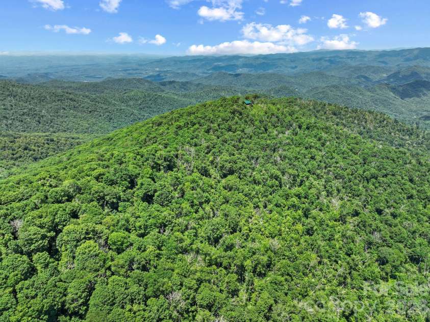 300 Licklog Mountain Trail, Burnsville, NC 28714.  MLS# CAR4399926, YatesRealty ID 34746. Views for miles!
