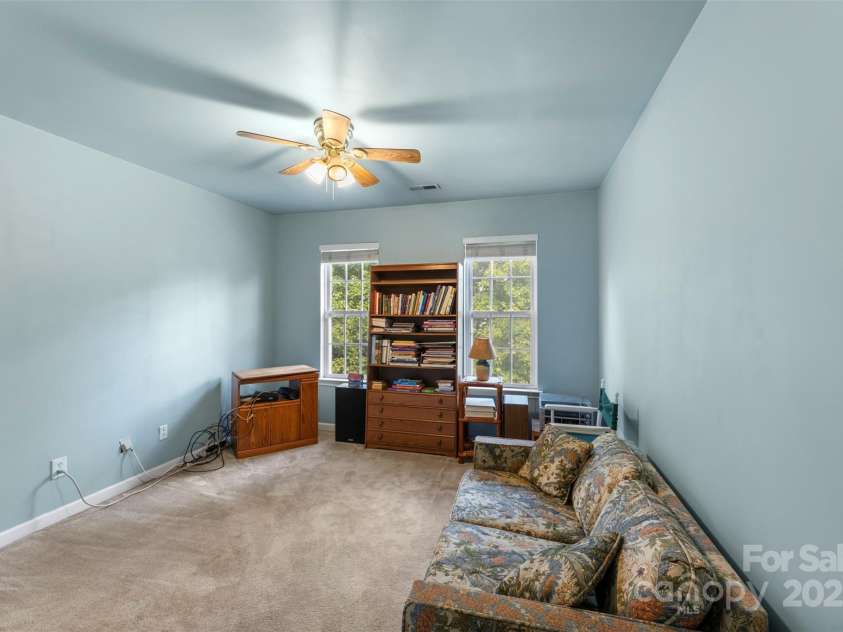 17240 Georgian Hall Drive, Charlotte, NC 28277.  MLS# CAR4296135, YatesRealty ID 34747. 3rd Guest Bedroom