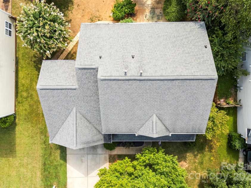 17240 Georgian Hall Drive, Charlotte, NC 28277.  MLS# CAR4296135, YatesRealty ID 34747. 