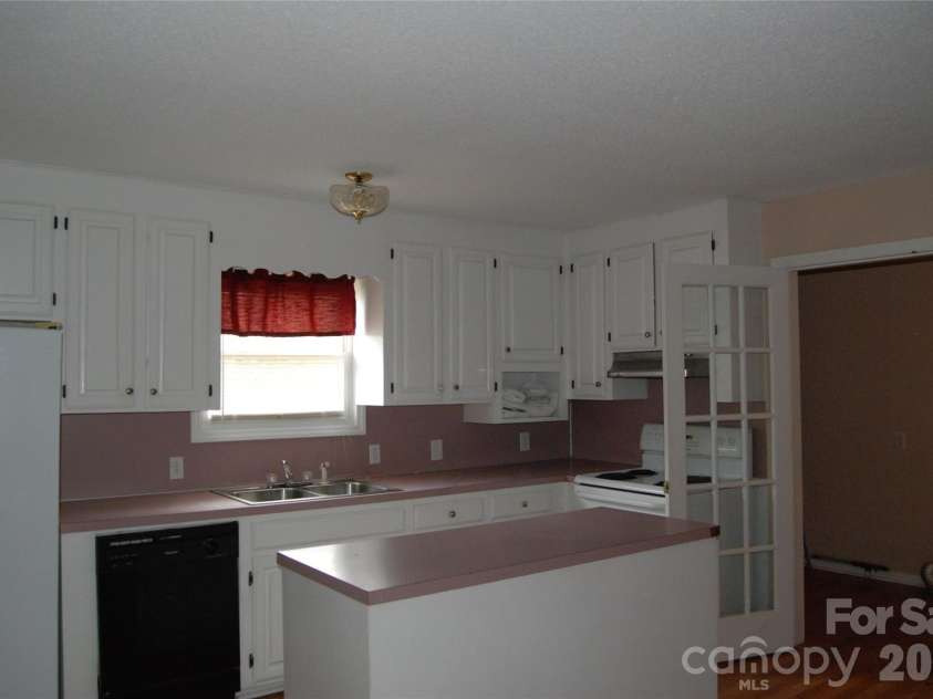 349 Frayser Street, Rock Hill, SC 29730.  MLS# CAR4393156, YatesRealty ID 34747. Kitchen and dining area
