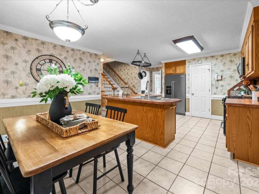 8857 Dartmoor Place, Mint Hill, NC 28227.  MLS# CAR4279700, YatesRealty ID 34748. 