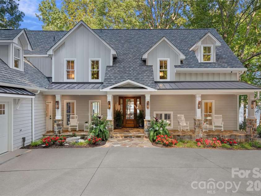 16141 Weatherly Way, Huntersville, NC 28078.  MLS# CAR4307808, YatesRealty ID 34749. 
