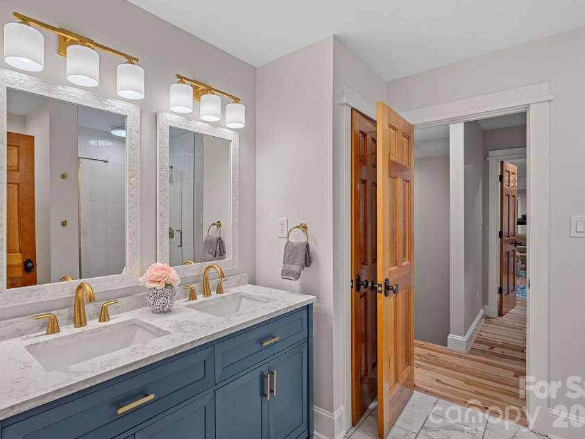 16141 Weatherly Way, Huntersville, NC 28078.  MLS# CAR4307808, YatesRealty ID 34749. 