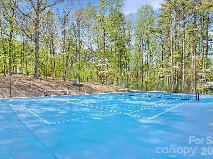 16141 Weatherly Way, Huntersville, NC 28078.  MLS# CAR4307808, YatesRealty ID 34749. 