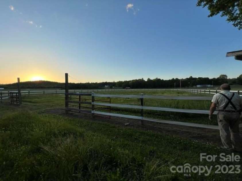 4338 Calico Road, Lenoir, NC 28645.  MLS# CAR3872440, YatesRealty ID 3475. 