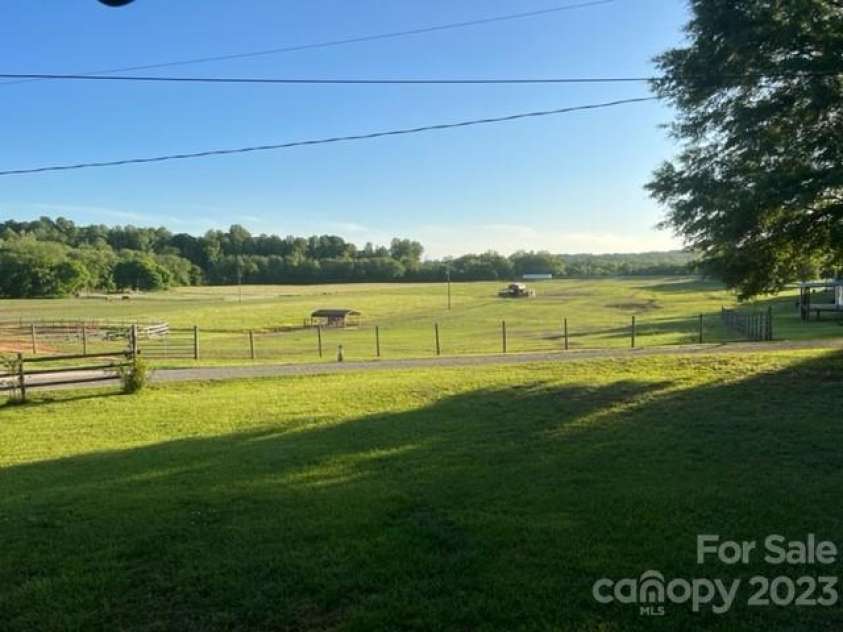 4338 Calico Road, Lenoir, NC 28645.  MLS# CAR3872440, YatesRealty ID 3475. 