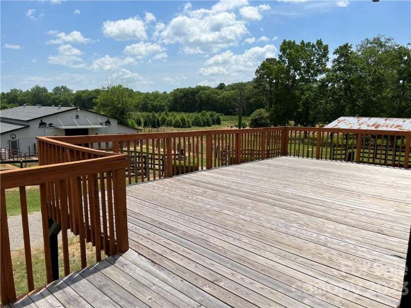 4338 Calico Road, Lenoir, NC 28645.  MLS# CAR3872440, YatesRealty ID 3475. 