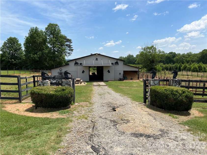 4338 Calico Road, Lenoir, NC 28645.  MLS# CAR3872440, YatesRealty ID 3475. 