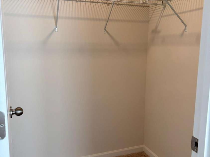 7121 Maple Run Circle, Charlotte, NC 28215.  MLS# CAR4329824, YatesRealty ID 3475. Closet