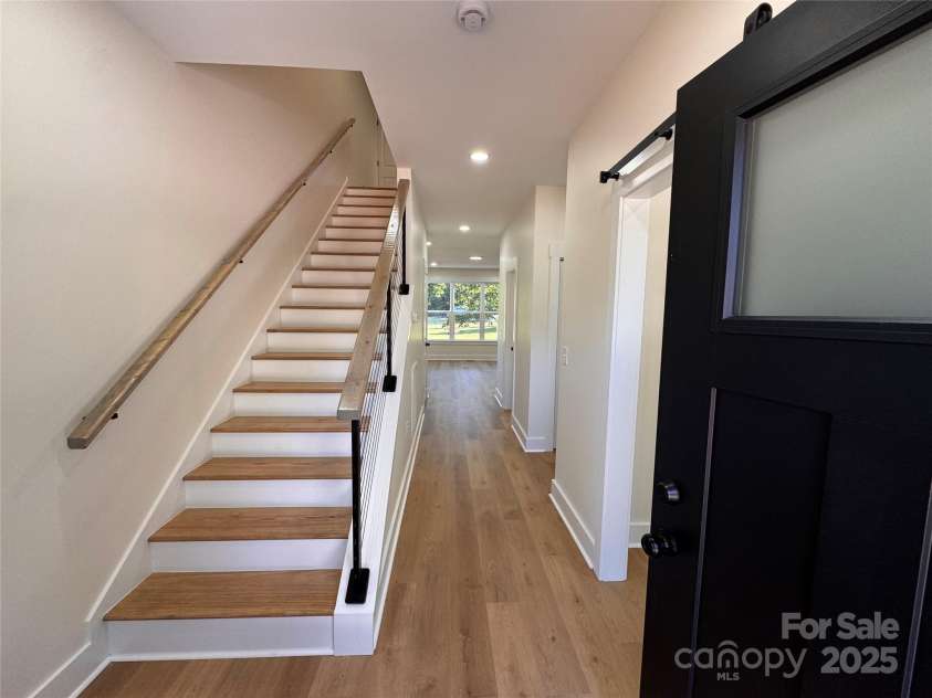 3920 Cherry Grove Drive, Hickory, NC 28602.  MLS# CAR4296832, YatesRealty ID 34750. 