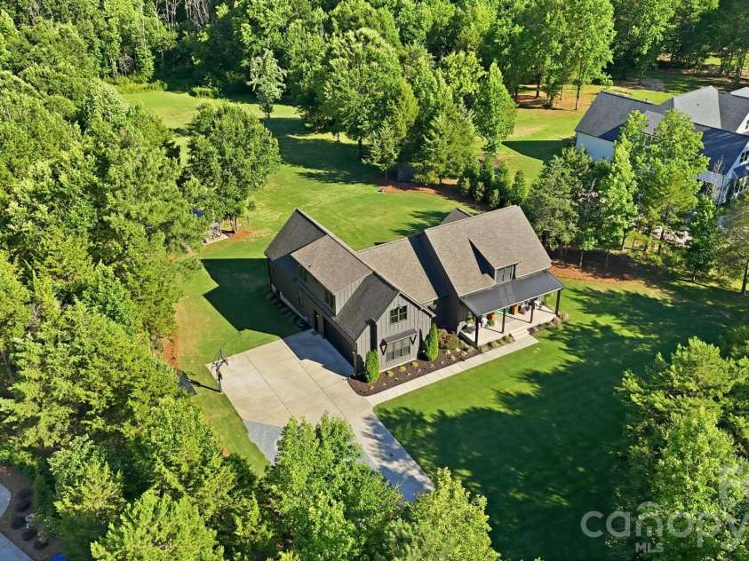 6816 Duncan Road, Indian Trail, NC 28079.  MLS# CAR4394263, YatesRealty ID 34750. 