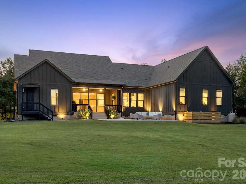 6816 Duncan Road, Indian Trail, NC 28079.  MLS# CAR4394263, YatesRealty ID 34750. 
