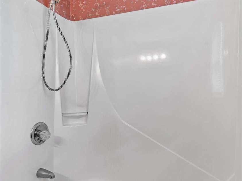 1115 Joy Street, Salisbury, NC 28147.  MLS# CAR4395277, YatesRealty ID 34751. Primary Bathroom